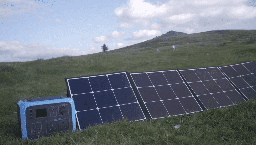 PowerOak Bluetti AC50s Solargenerator mit Solarpanels