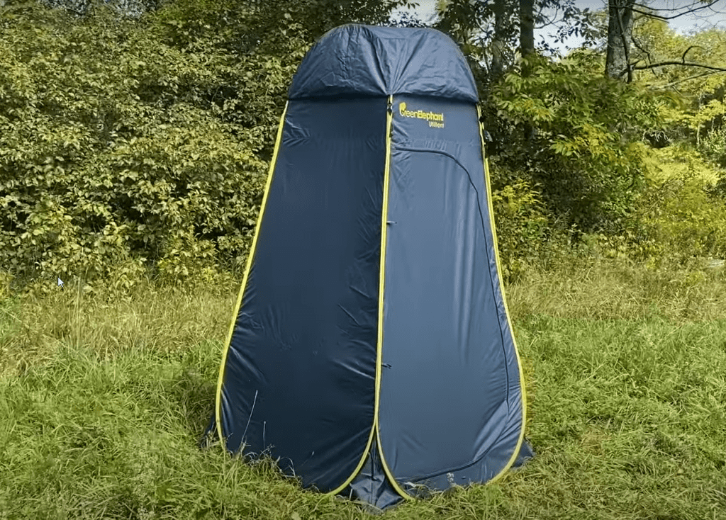 Seitenansicht bestes Camping Zelt Dusche GreenElephant