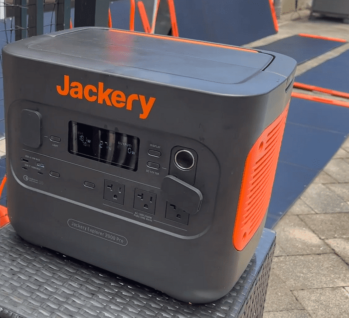 Jackery Explorer 2000 Pro Solargenerator Powerstation