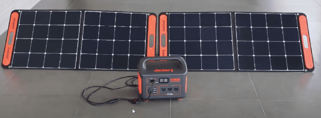 Jackery Solar Saga Solar Panel mit Jackery Explorer 240